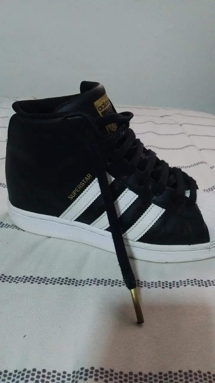 Zapatillas Adidas Superstar negras de caña alta - 2
