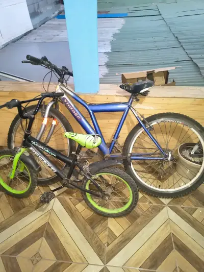 Bicicleta infantil Best verde y negra - miniatura 3