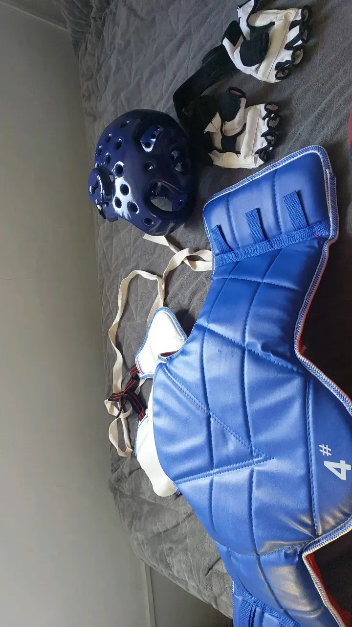 Set de Protección para Taekwondo Azul - 1