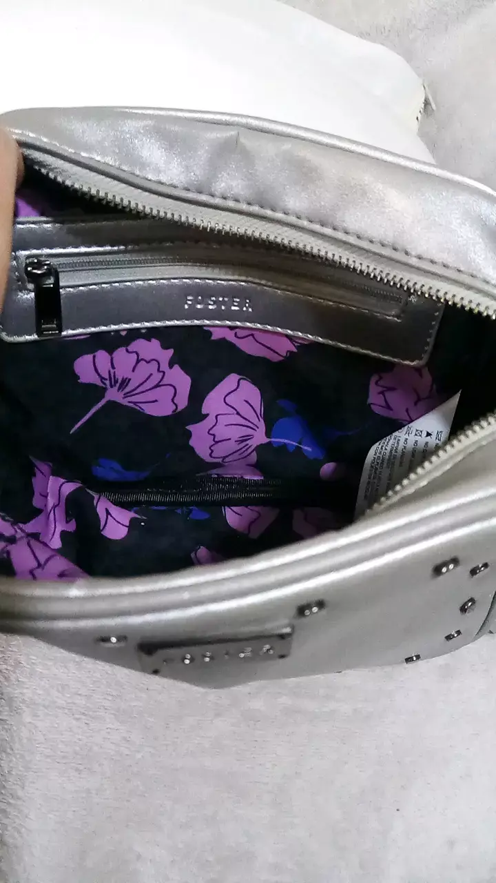 Cartera plateada con tachas Foster - 4