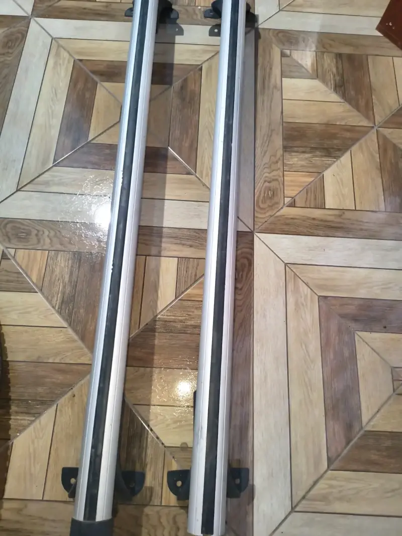 Barras portaequipaje para auto en aluminio - 1