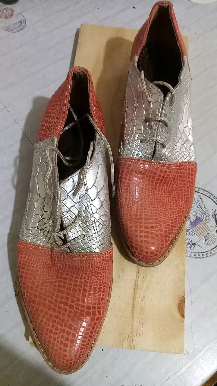 Zapatos de cuero bicolor estilo oxford - 1