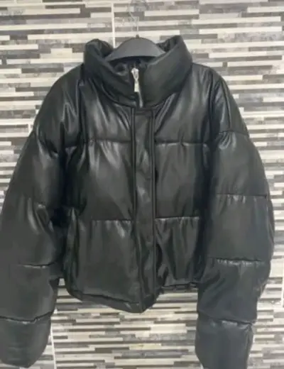 Chaqueta acolchada negra para mujer - miniatura 1