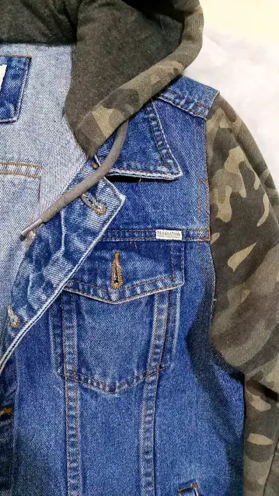 Chaqueta de mezclilla con capucha camuflada Federation - miniatura 3