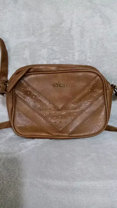 Cartera cruzada de cuero sintético Alma marrón - miniatura 1