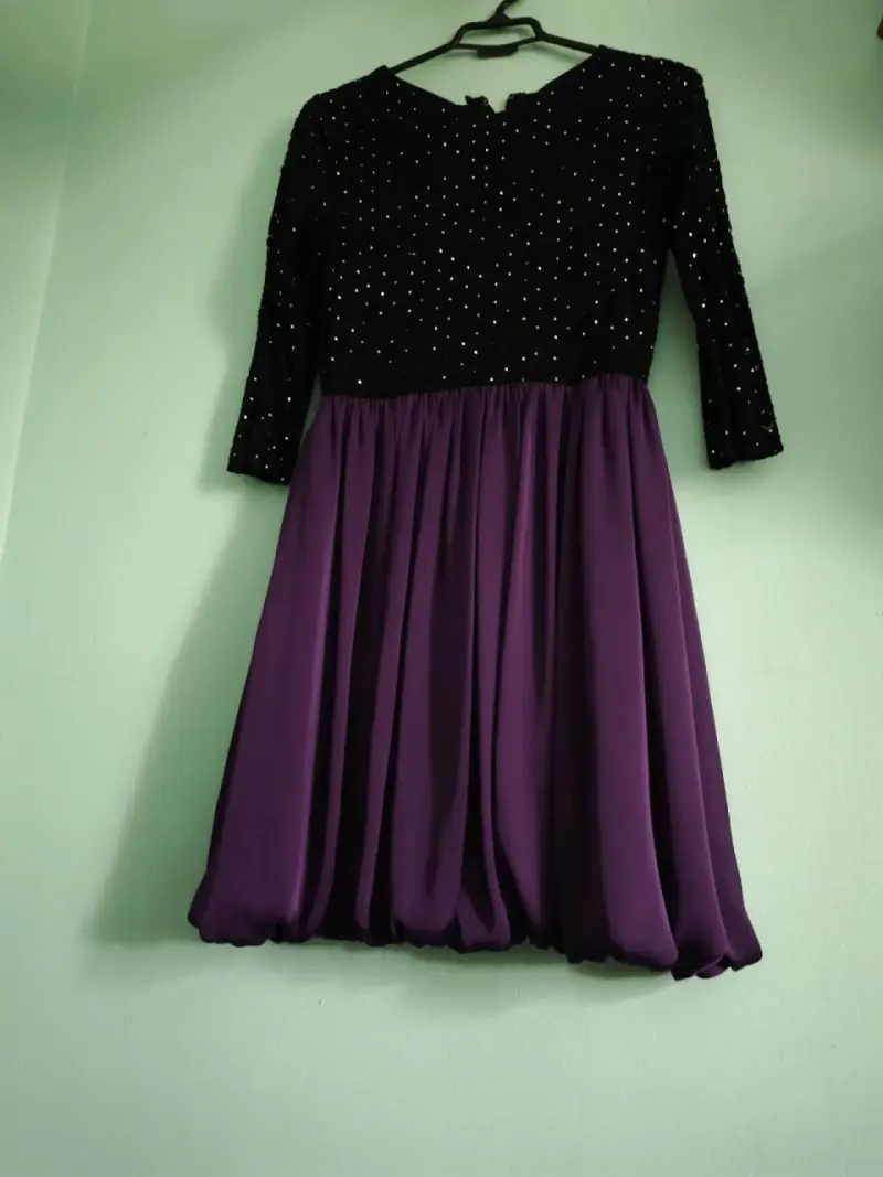 Vestido de fiesta negro y morado - 1