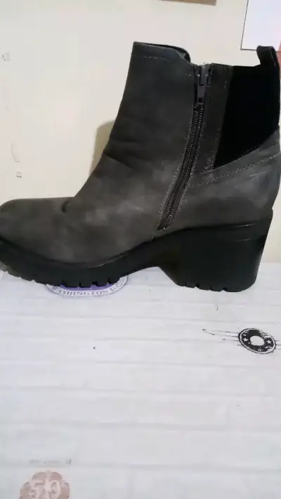 Botines de cuero gris Dockers con tacón - miniatura 4