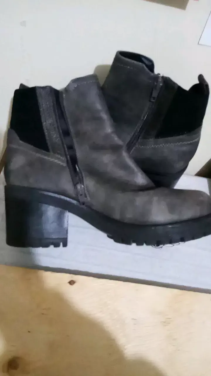 Botines de cuero gris Dockers con tacón - 5