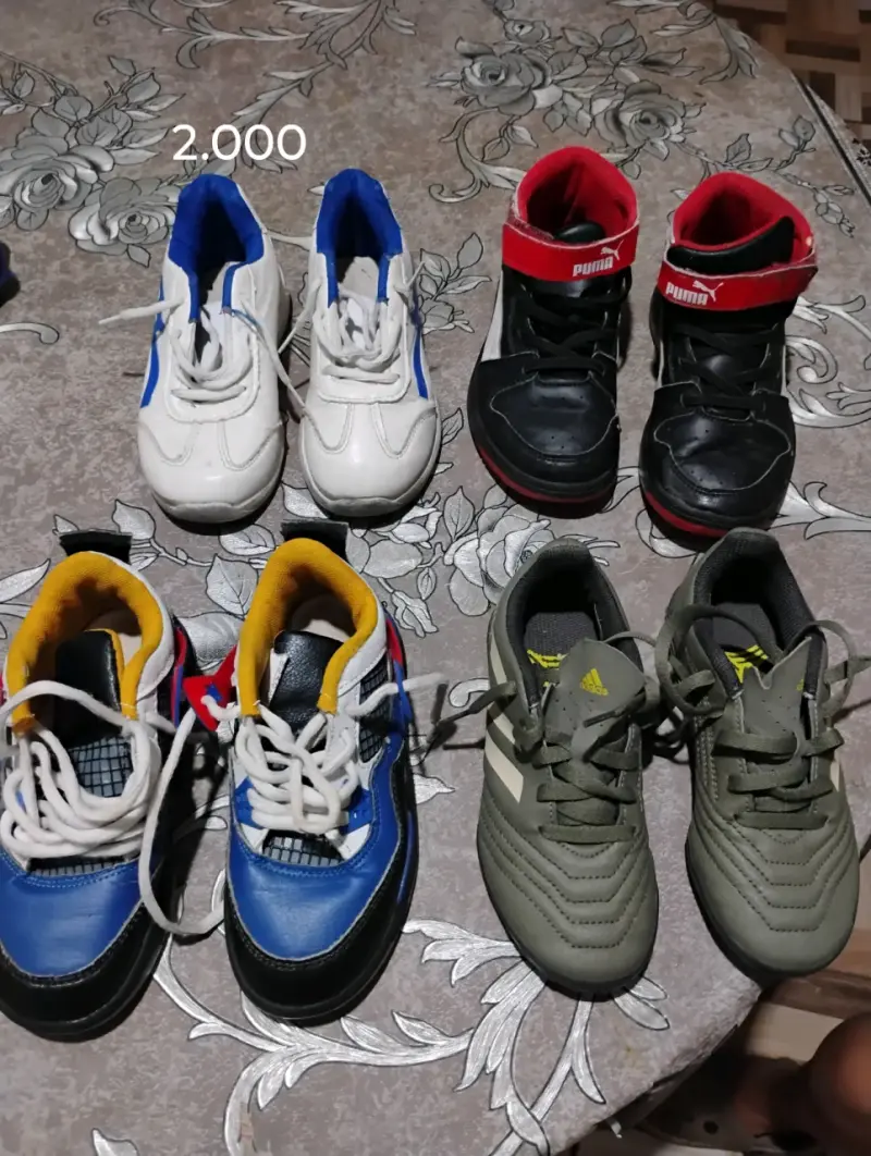 Zapatillas deportivas para niños Adidas y Puma - 2