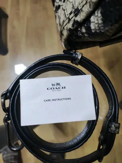 Bolso de cuero estampado serpiente Coach - miniatura 4