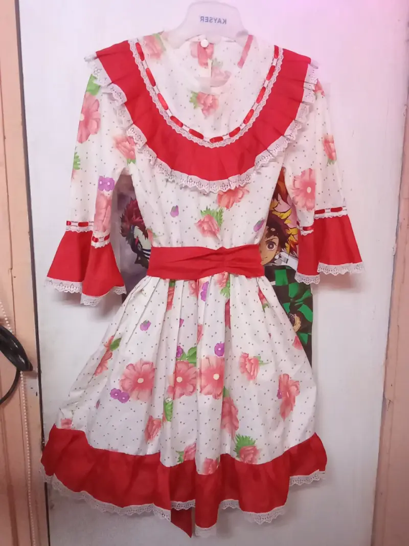 Vestido de niña rojo con volantes y flores - 2