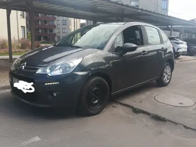 Auto Citroën C3 Hatchback Gris en Buen Estado - miniatura 4
