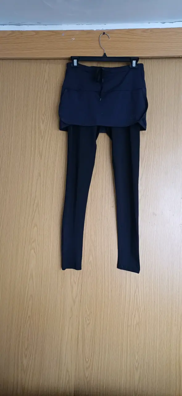 Leggings deportivos con falda Spalding negros - 1