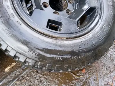 Juego de neumáticos Goodyear Wrangler usados - miniatura 6