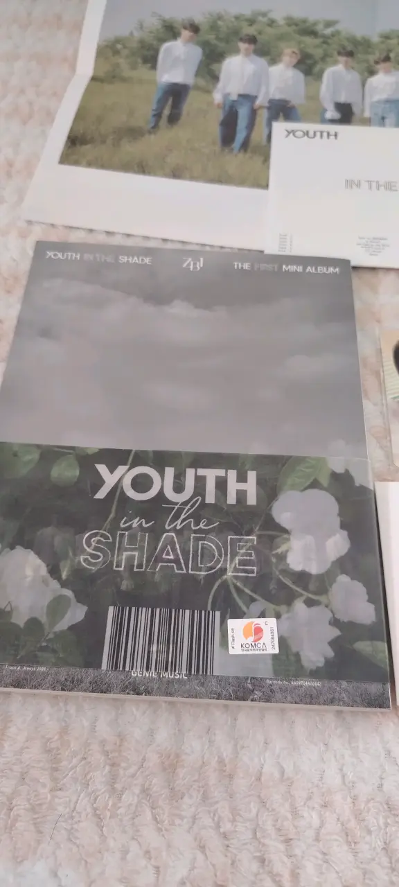 Álbum de K-pop 'Youth in the Shade' (Zb1) - 2