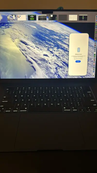 MacBook Air 15 pulgadas M3 24GB - miniatura 1