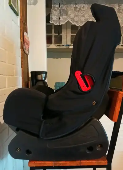 Silla de Auto Infanti Negra para Bebé - miniatura 4