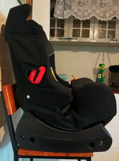 Silla de Auto Infanti Negra para Bebé - miniatura 5