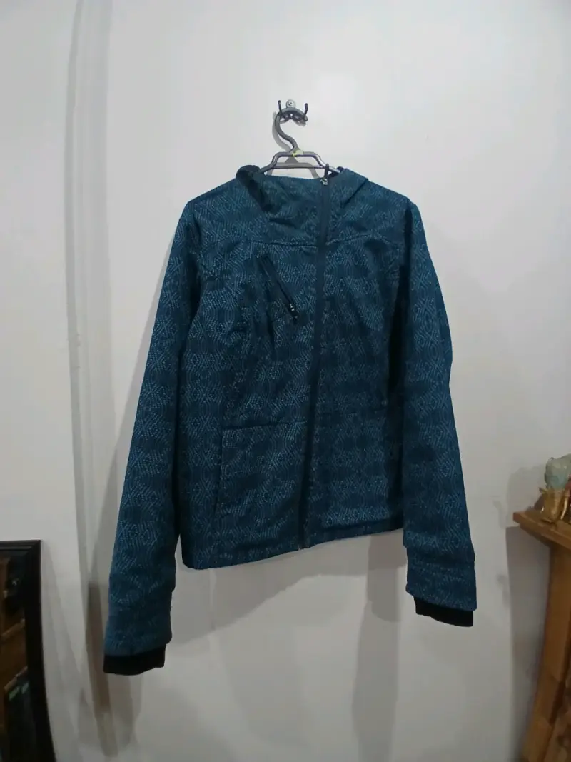 Chaqueta Columbia azul con capucha - 1