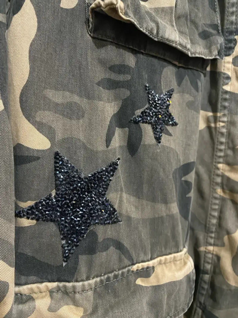 Chaqueta camuflada con estrellas Sybilla talla L - 3