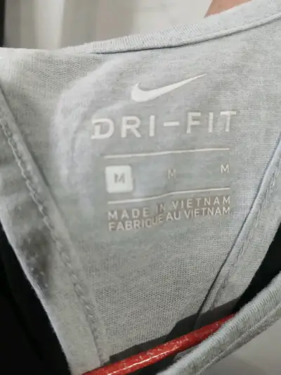 Polera Deportiva Nike Dri-Fit Gris - miniatura 3