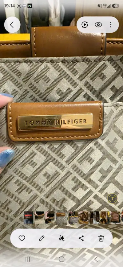 Bolso tote Tommy Hilfiger beige con logo - miniatura 3