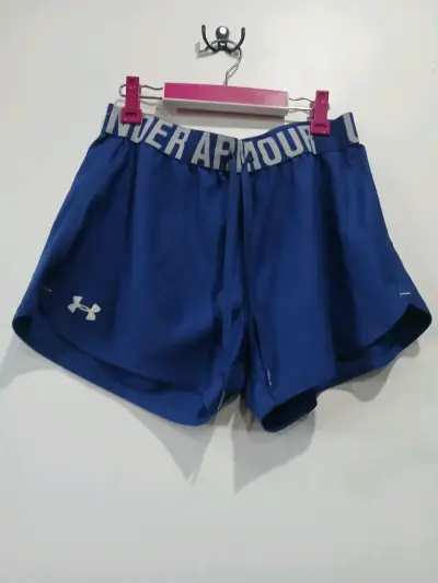 Shorts deportivos azules Under Armour para hombre - miniatura 2