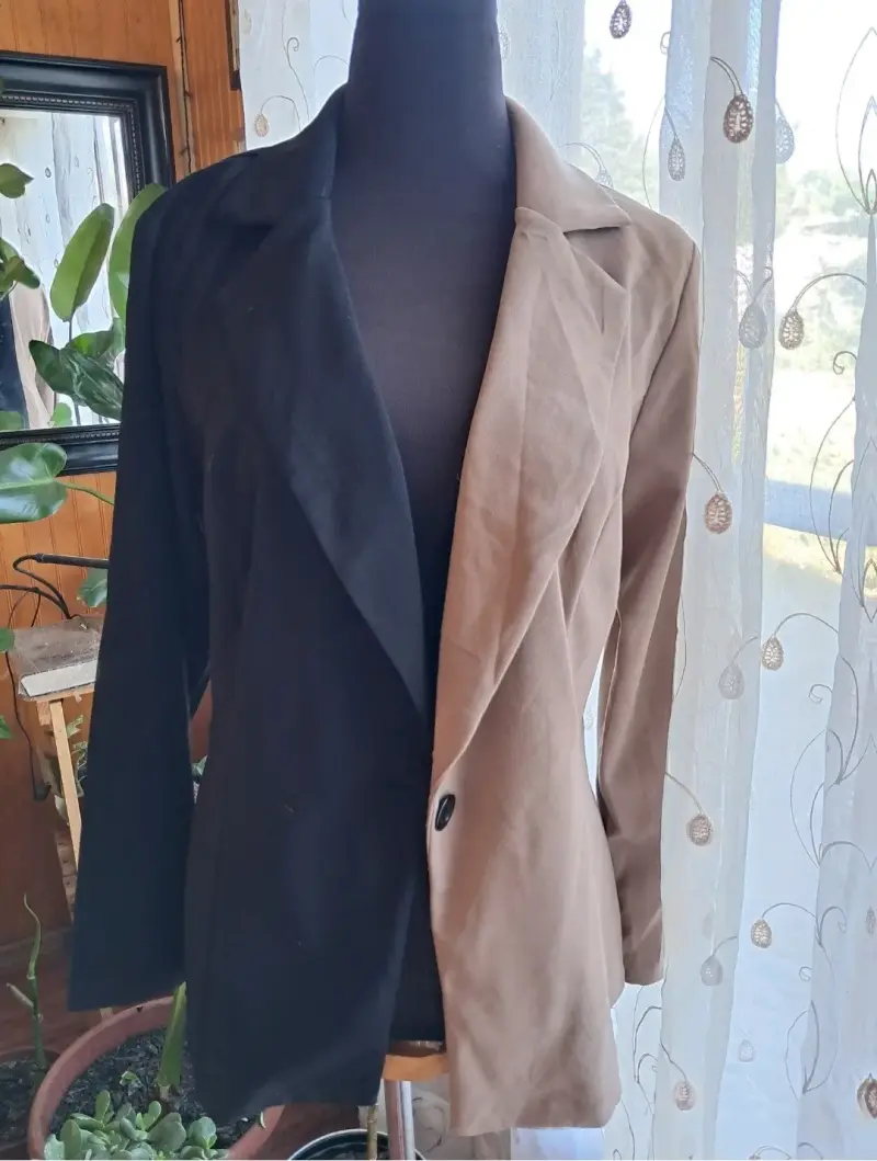 Blazer bicolor elegante para mujer