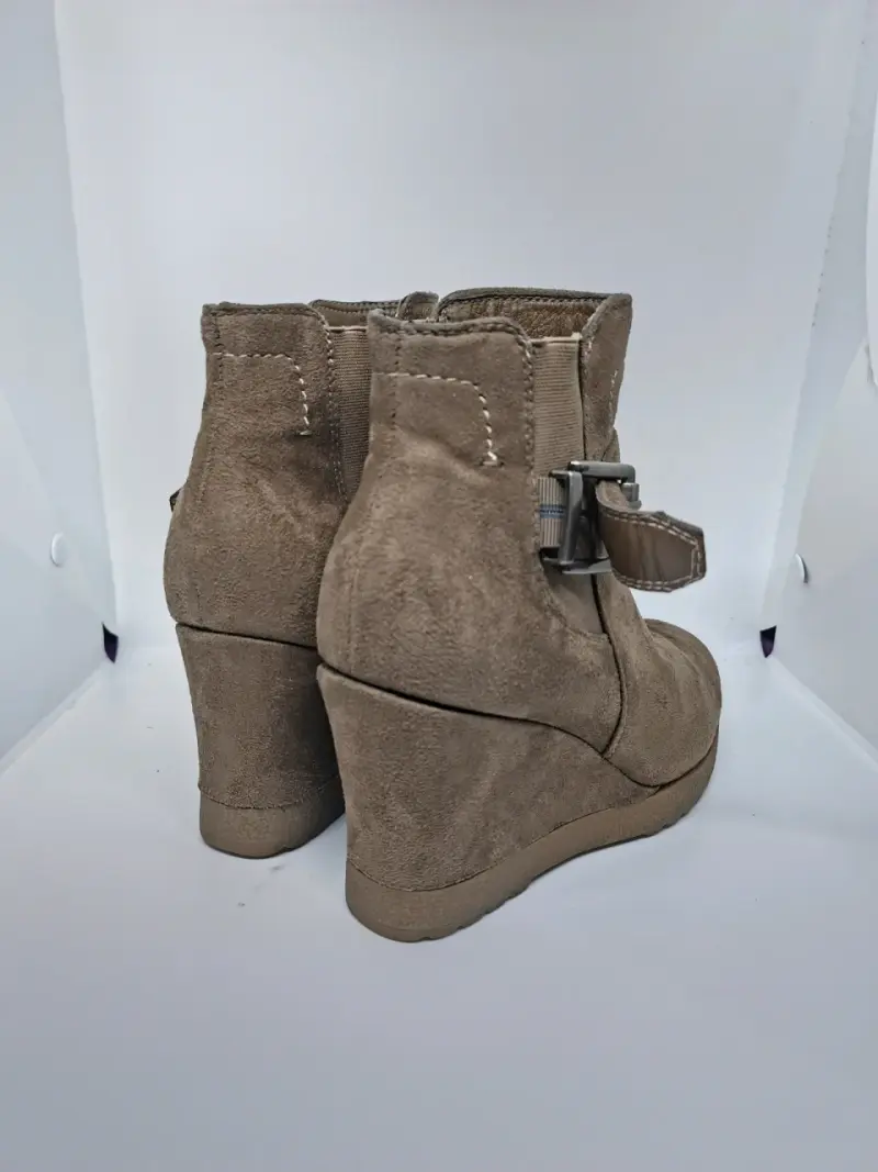 Botines de gamuza con plataforma color marrón - 2