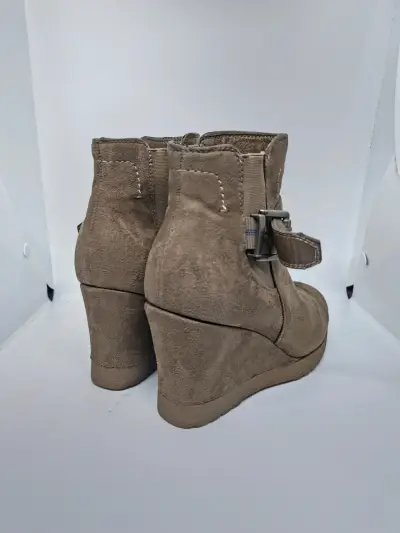Botines de gamuza con plataforma color marrón - miniatura 2