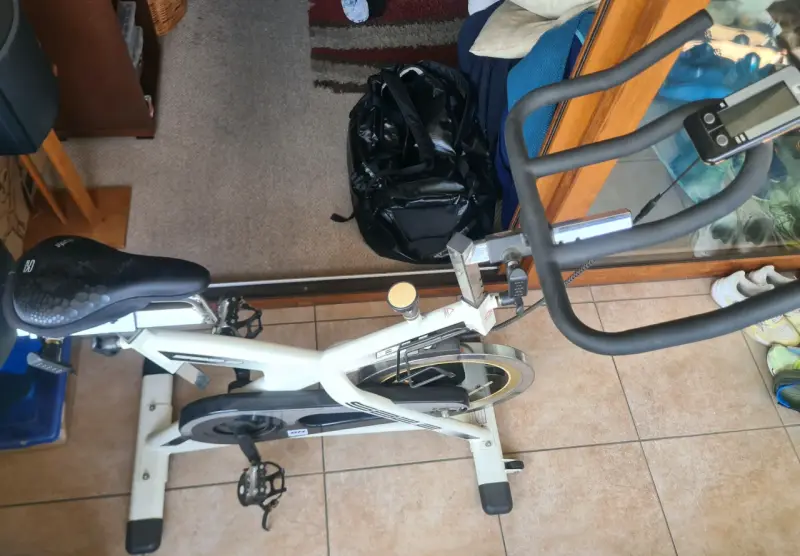 Bicicleta estática BH modelo SB2.2 - 3