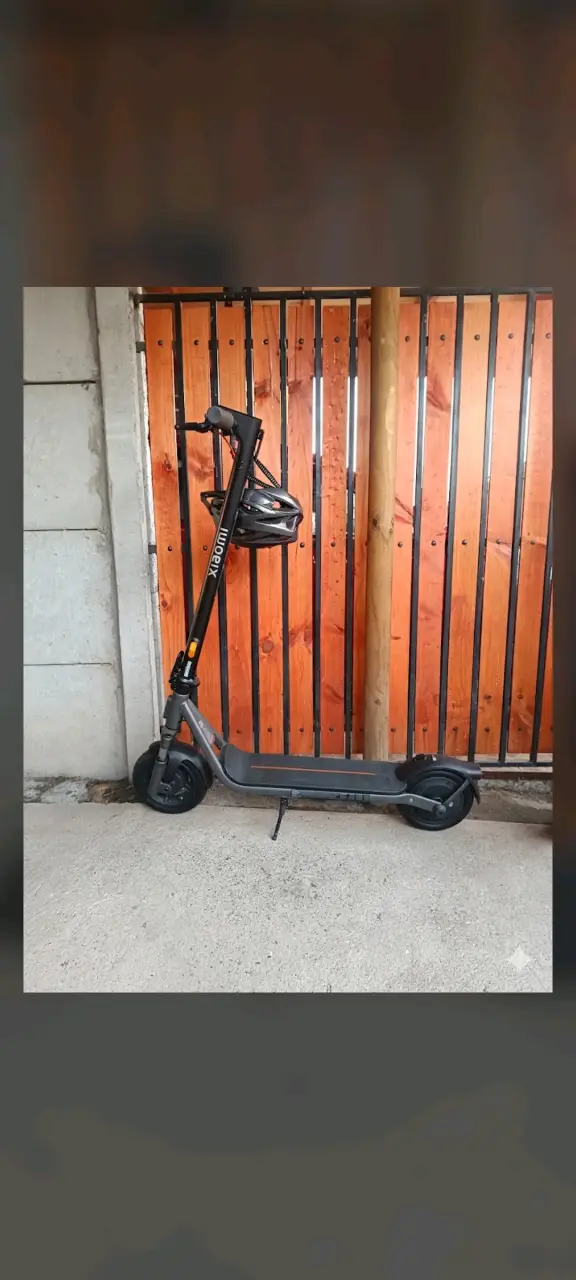 Scooter eléctrico Xiaomi en buen estado