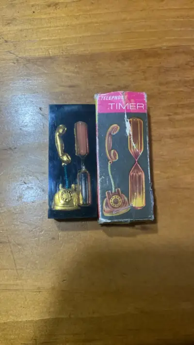 Reloj de Arena Teléfono Vintage con Caja - miniatura 1