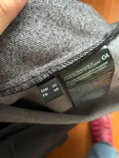 Chaqueta de lana gris C&A con cinturón - miniatura 3