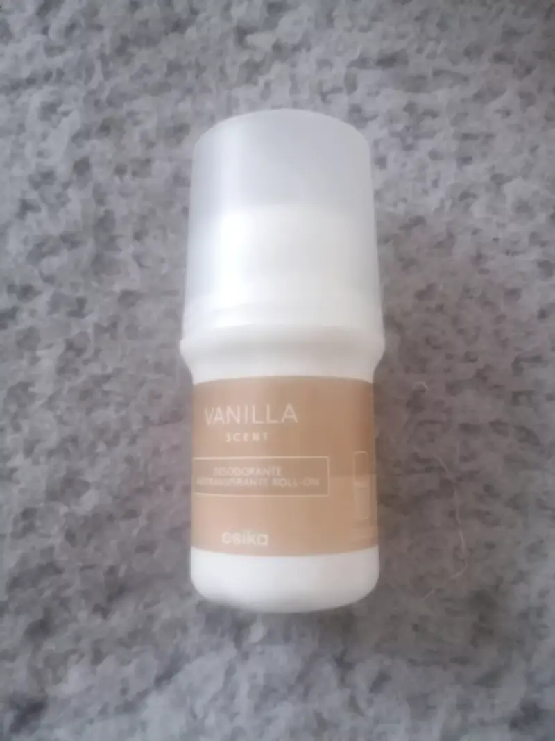 Set de desodorantes roll-on Ésika variados - 1