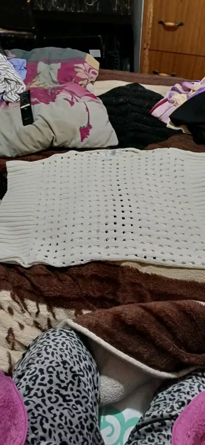 Suéter tejido blanco de mujer - miniatura 4