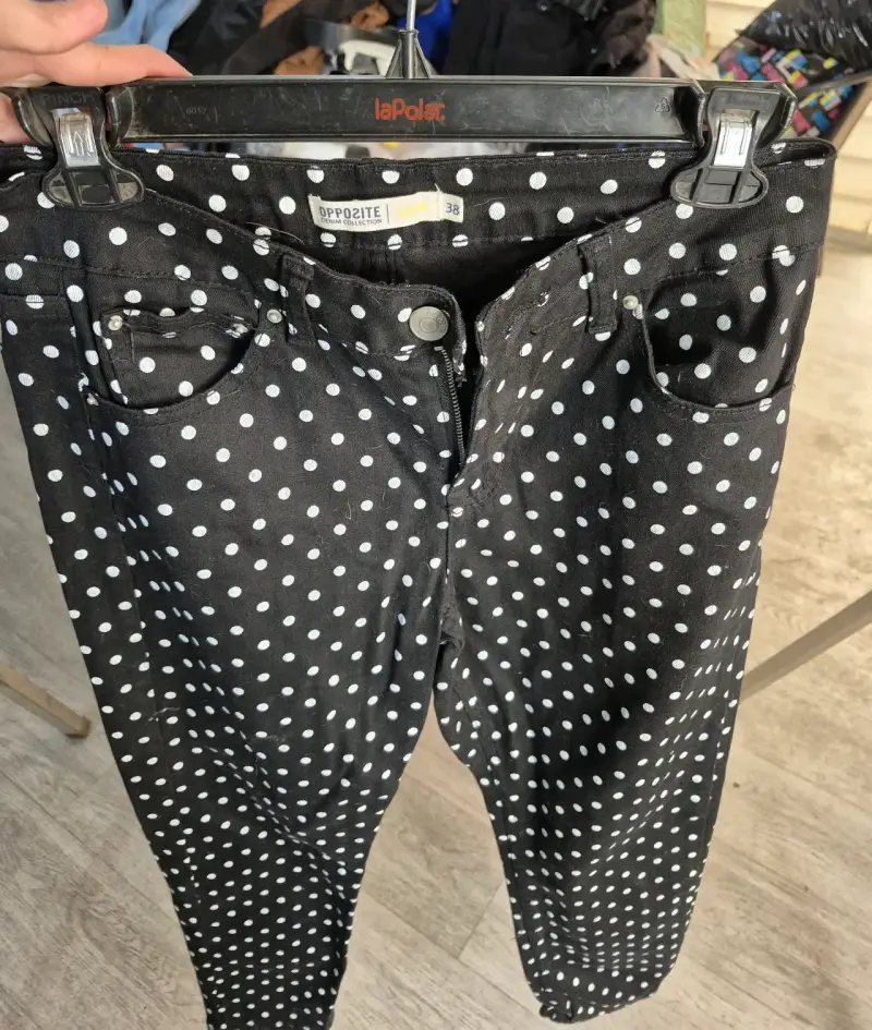 Pantalones de lunares negros Opposite talla 38 - 4