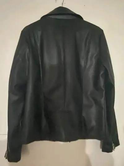 Chaqueta de cuero sintético negra para mujer - miniatura 3