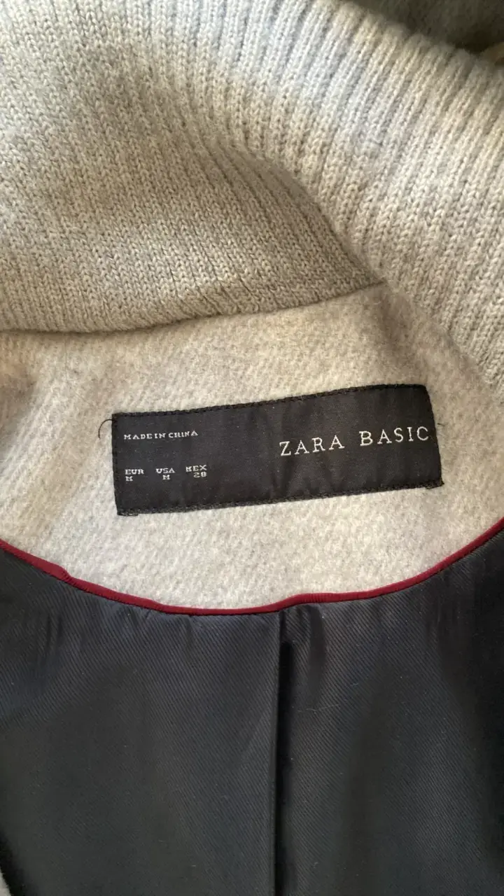 Abrigo gris con capucha Zara Basic - 3
