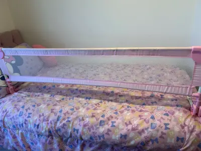 Baranda de seguridad para cama infantil rosa - miniatura 2