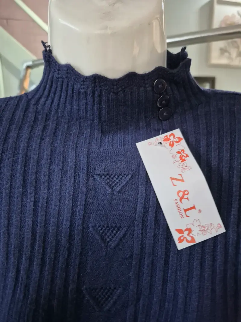 Suéter de punto azul marino con cuello alto - 2