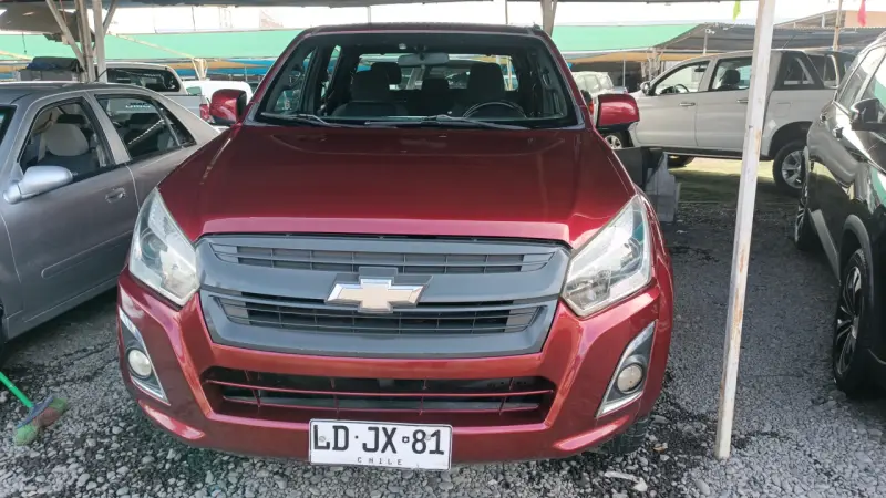 Camioneta Chevrolet D-Max 4x2 Roja - 1