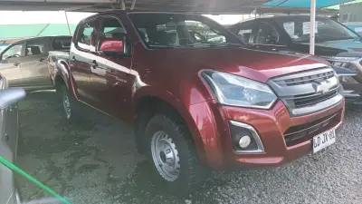 Camioneta Chevrolet D-Max 4x2 Roja - miniatura 4