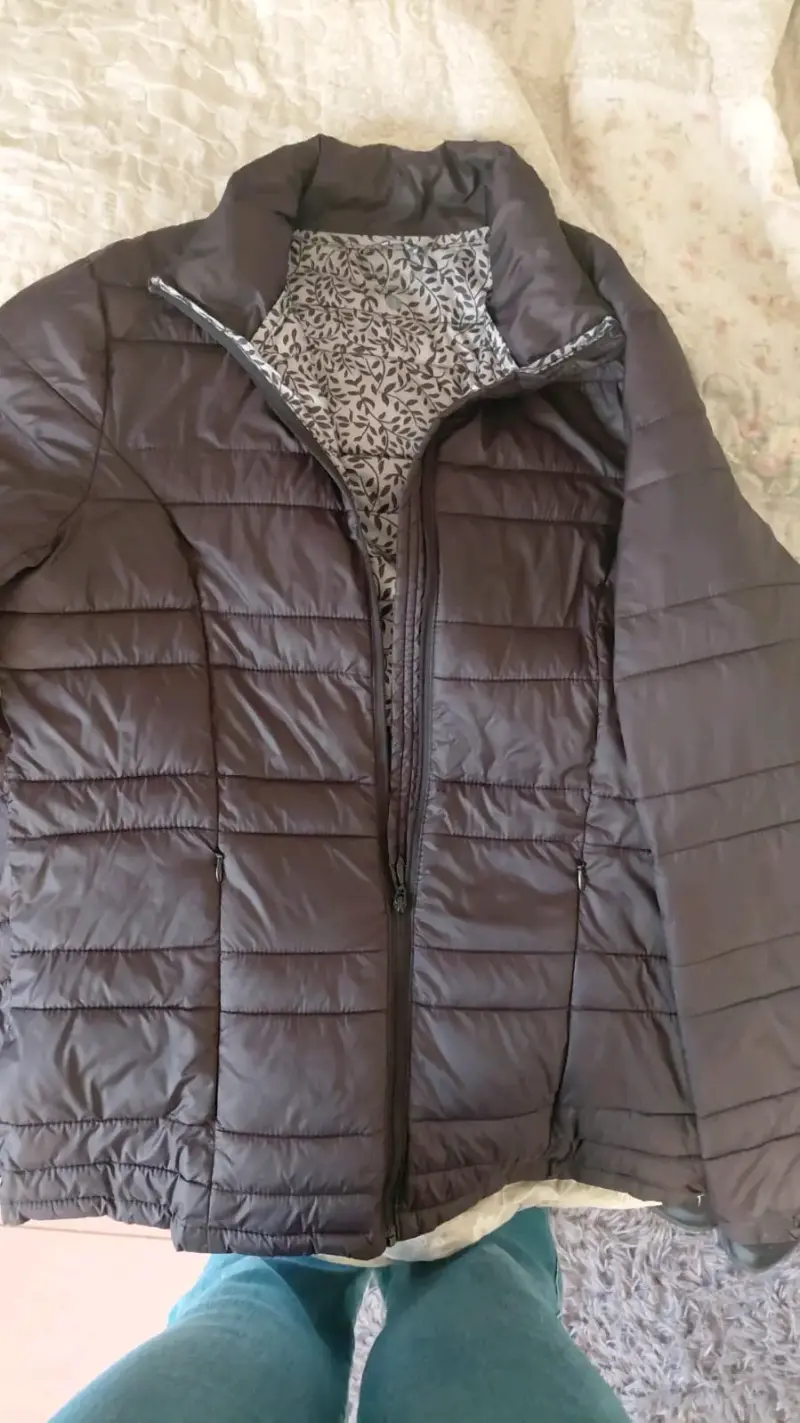 Chaqueta pluma negra  para mujer