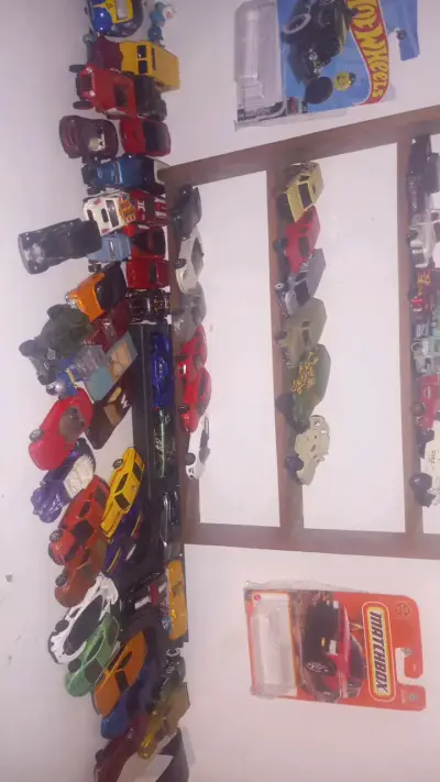 Colegio de autos los permuto por otro o lo vendo - miniatura 1