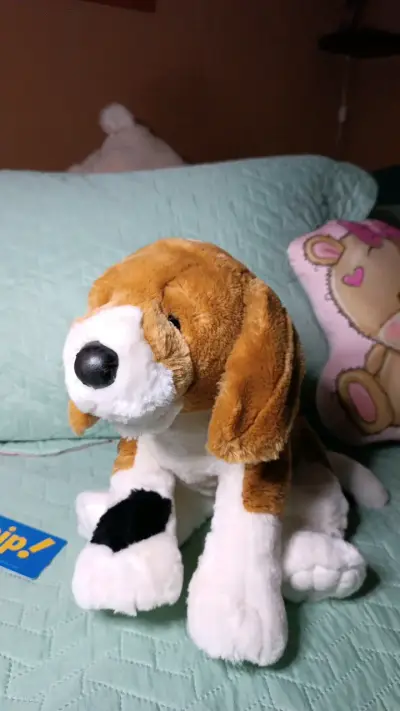 Peluche de perro Beagle suave y tierno - miniatura 1