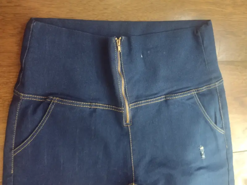 Jeans Colombianos De Tiro Alto (JIAYA) Talla M - 4