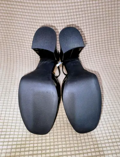 Zapatos de tacón alto negros charol - miniatura 2