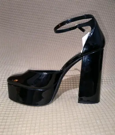 Zapatos de tacón alto negros charol - miniatura 3