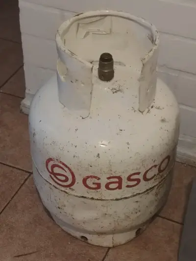 Estufa a gas Kendal con regulador - miniatura 6